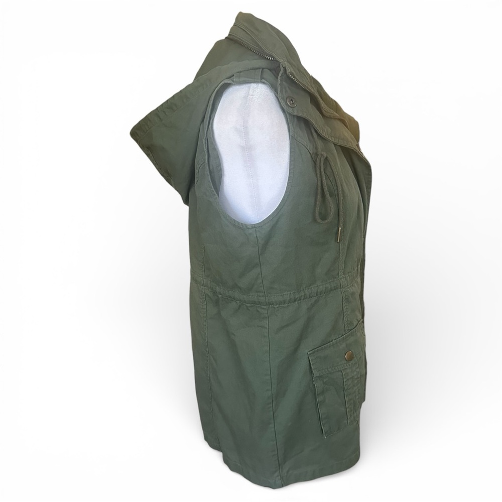 EUC Market & Spruce Jahana Cargo Zip Up Hooded Vest Size Medium - Picture 4 of 9